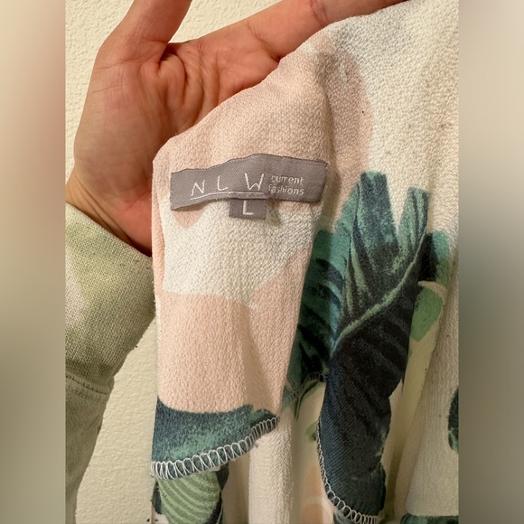 GENTLY USED NLW Tank Top Tunic Tropical Vacation Palm Leaves Size Large - Picture 2 of 7